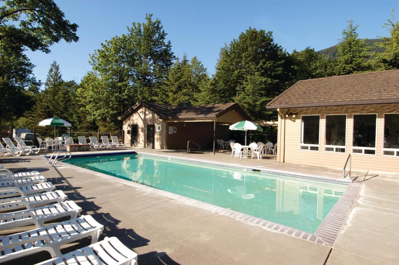 Whispering Woods Resort Welches Экстерьер фото