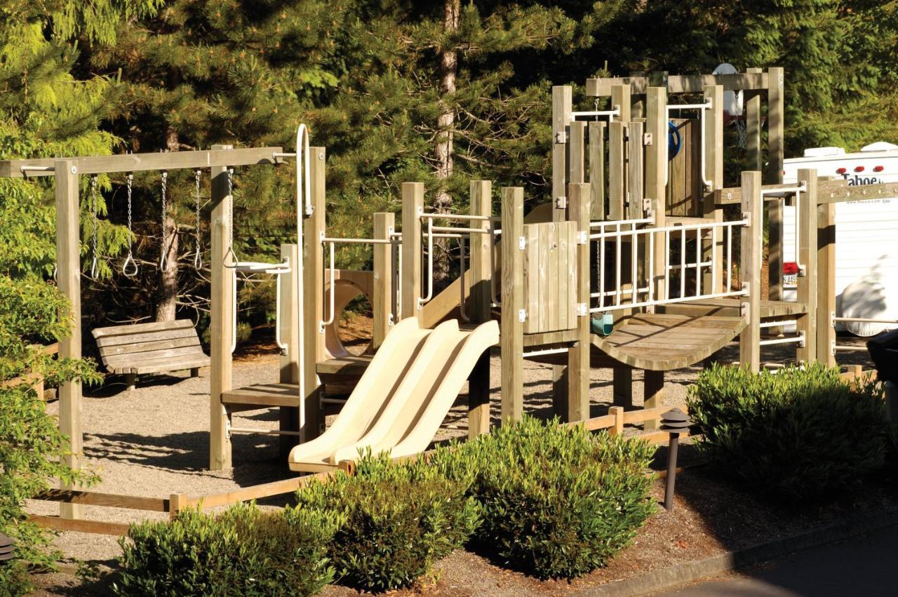Whispering Woods Resort Welches Экстерьер фото