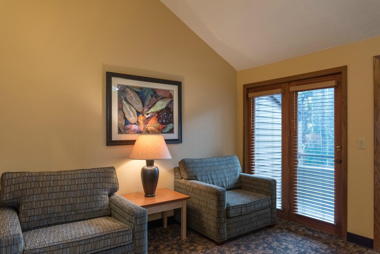 Whispering Woods Resort Welches Экстерьер фото